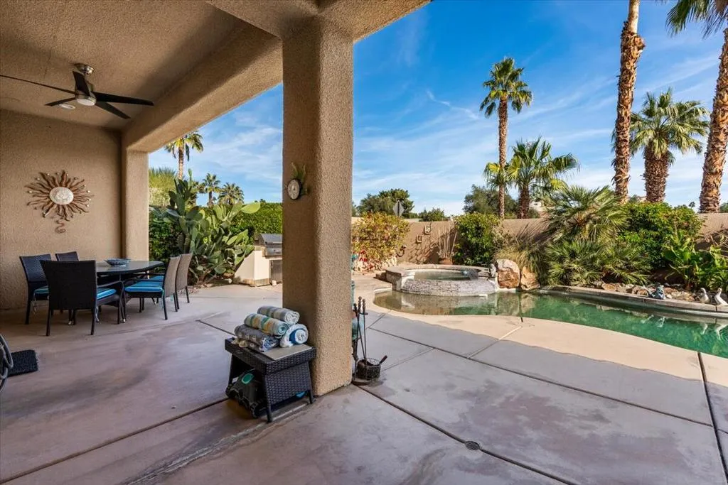 22 Vista Mirage Way, Rancho Mirage, California 92270 home-pic-32
