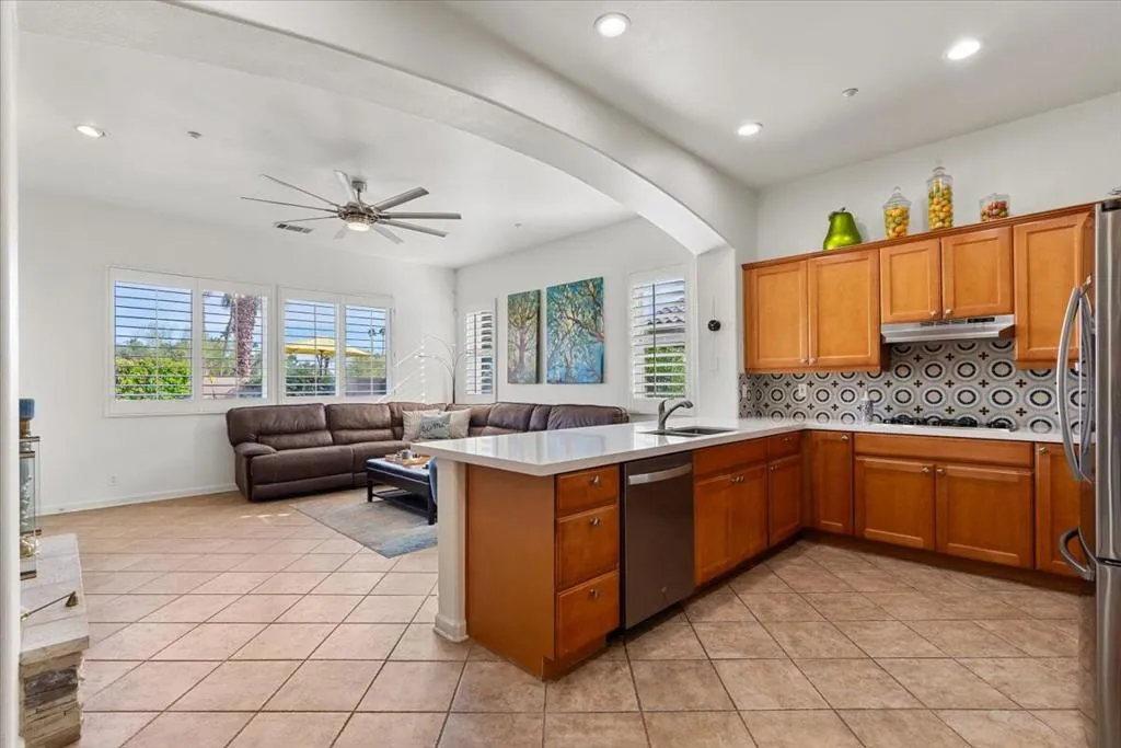 22 Vista Mirage Way, Rancho Mirage, California 92270 home-pic-20