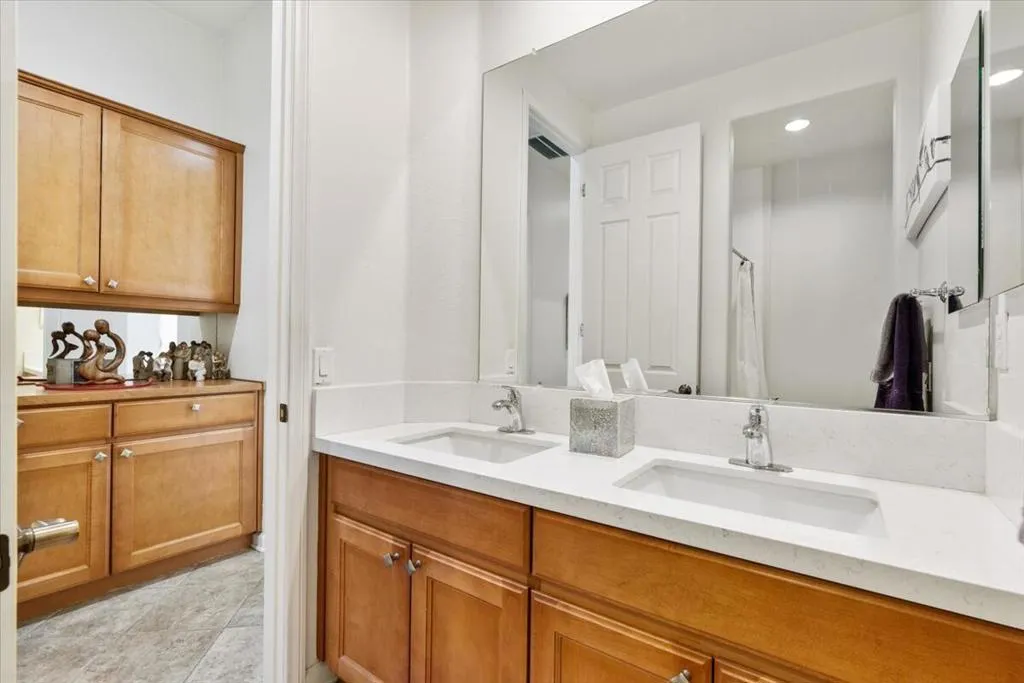 22 Vista Mirage Way, Rancho Mirage, California 92270 home-pic-28