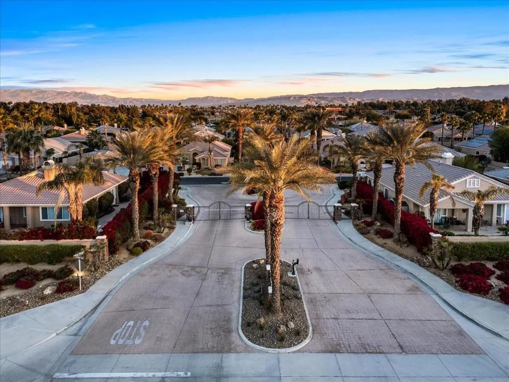 22 Vista Mirage Way, Rancho Mirage, California 92270 home-pic-54