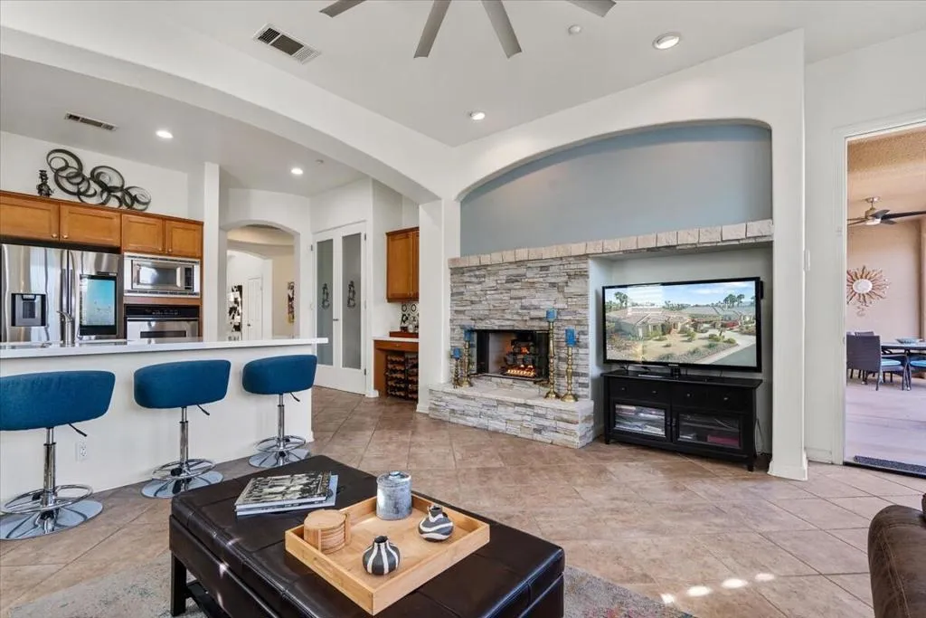 22 Vista Mirage Way, Rancho Mirage, California 92270 home-pic-22