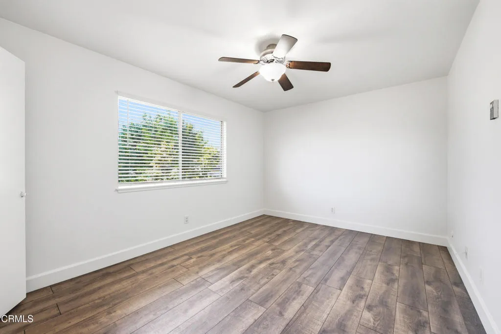 1210 Carlsbad Place, Ventura, California 93003 home-pic-16