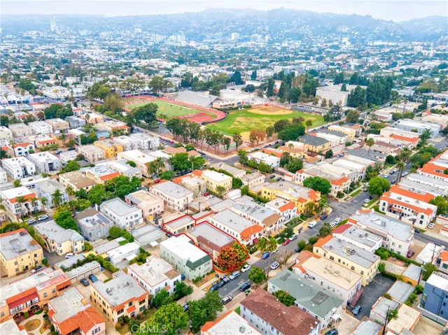 445 N Spaulding, Los Angeles, California 90036