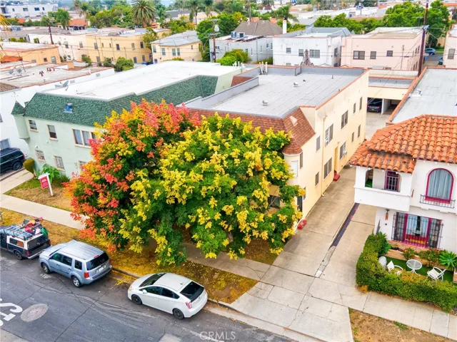 445 N Spaulding, Los Angeles, California 90036