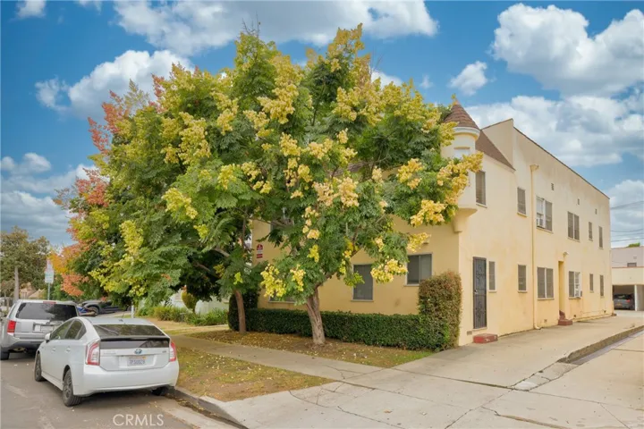 445 N Spaulding, Los Angeles, California 90036