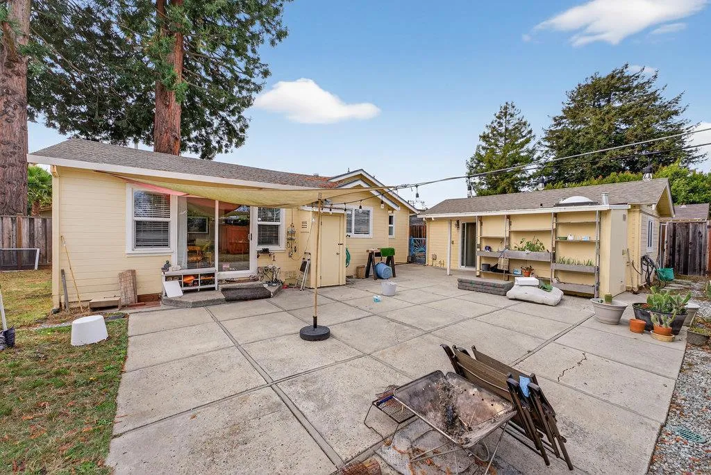 1610 Bulb Avenue, Santa Cruz, California 95062 home-pic-18