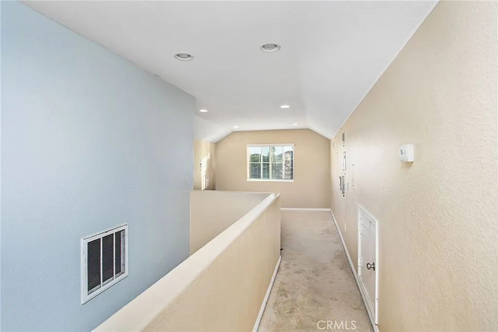 30209 Linden Gate Lane, Menifee, California 92584 home-pic-28