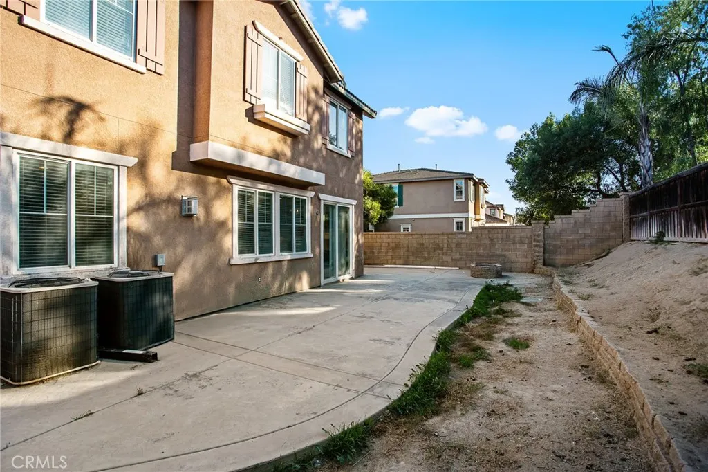 30209 Linden Gate Lane, Menifee, California 92584 home-pic-33