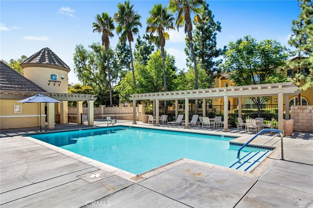 28410 Socorro Street 137, Murrieta, California 92563 home-pic-35