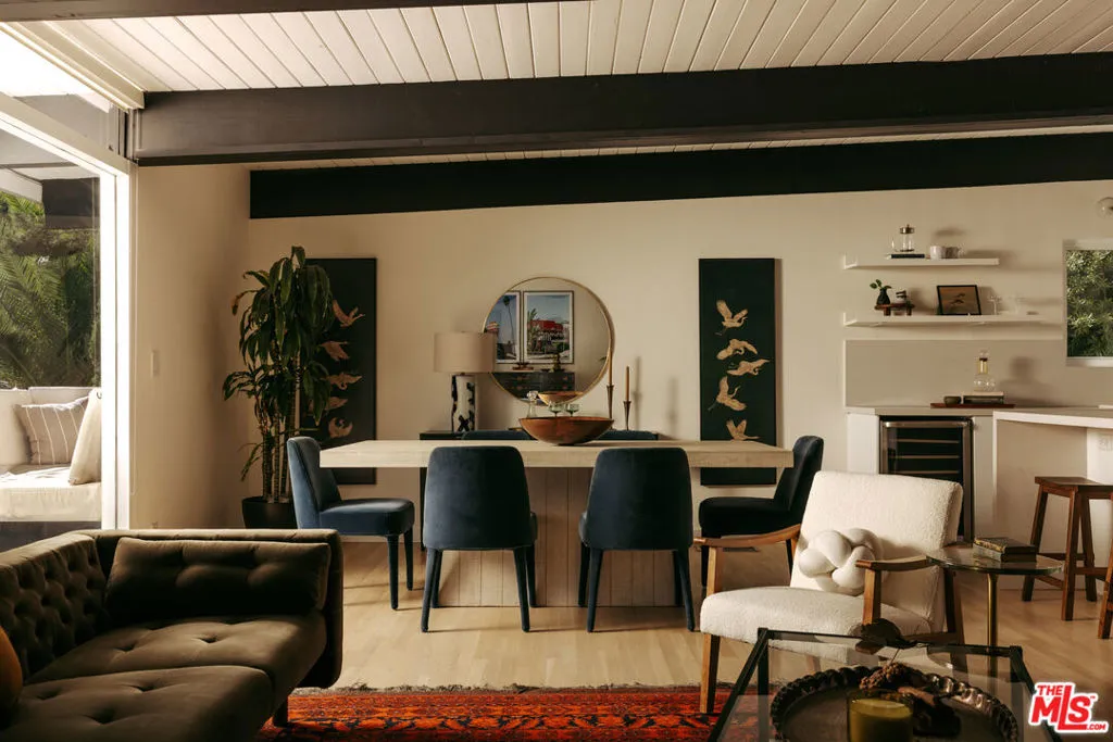 2808 Lambert Drive, Los Angeles, California 90068 home-pic-2