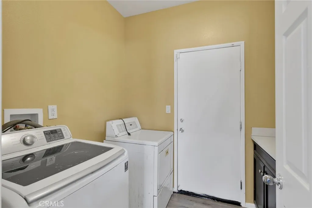 14245 Purple Canyon, Adelanto, California 92301 home-pic-32