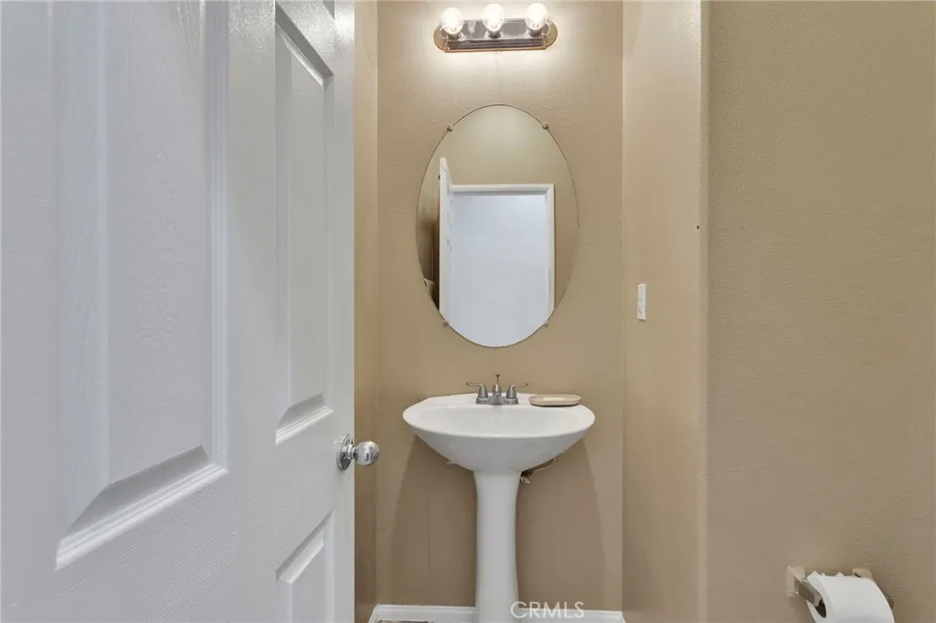 14245 Purple Canyon, Adelanto, California 92301 home-pic-30