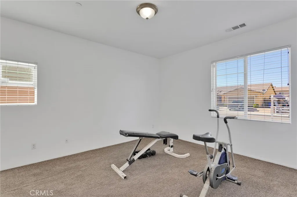 14245 Purple Canyon, Adelanto, California 92301 home-pic-17