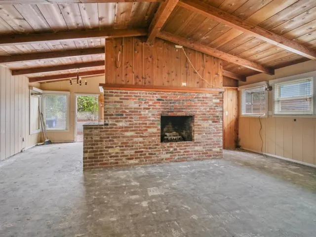 820 Living room fireplace