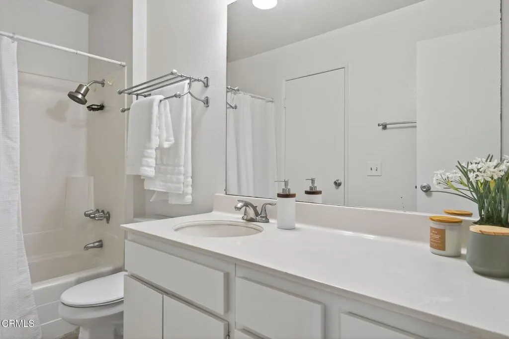 1273 San Simeon Court 7, Ventura, California 93003 home-pic-21