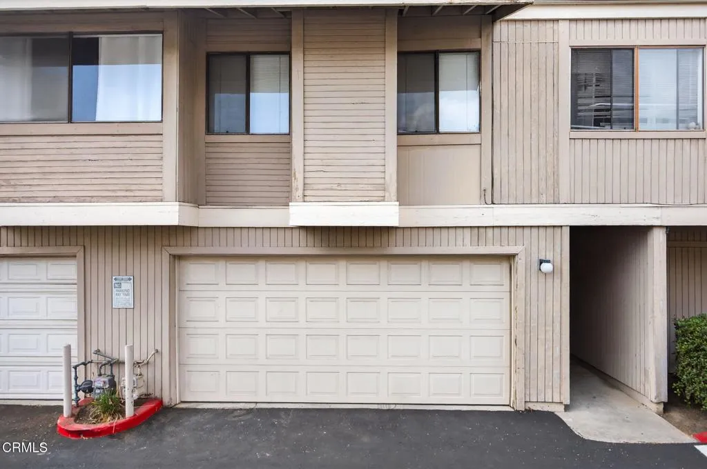 1273 San Simeon Court 7, Ventura, California 93003 home-pic-32