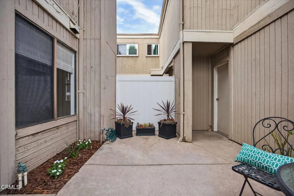 1273 San Simeon Court 7, Ventura, California 93003 home-pic-30