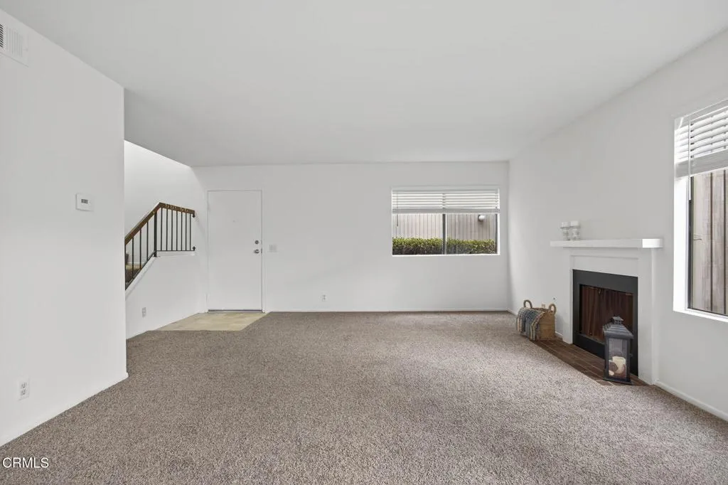 1273 San Simeon Court 7, Ventura, California 93003 home-pic-5