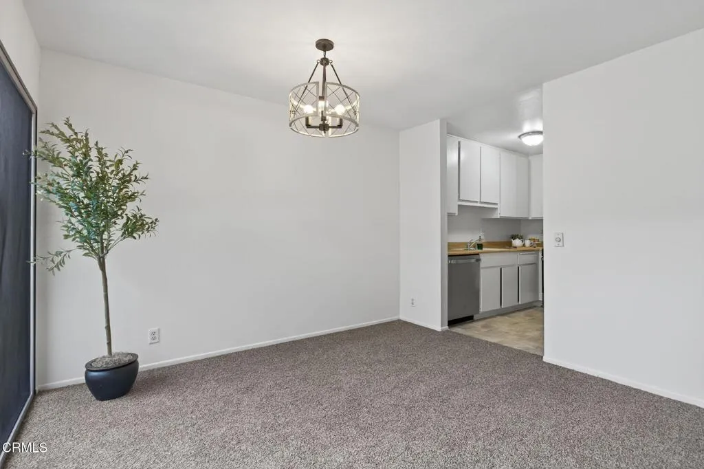 1273 San Simeon Court 7, Ventura, California 93003 home-pic-11