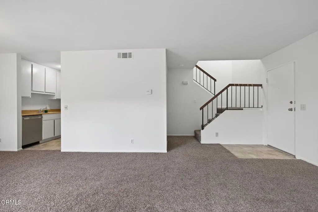 1273 San Simeon Court 7, Ventura, California 93003 home-pic-8