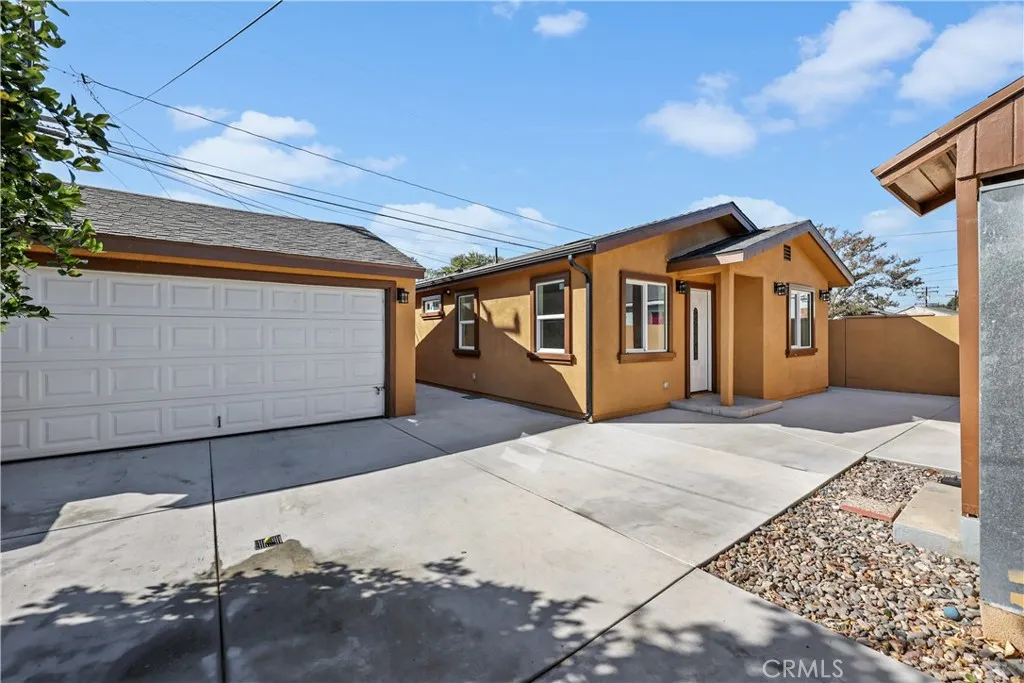 1620 E Mcmillan, Compton, California 90221 home-pic-19