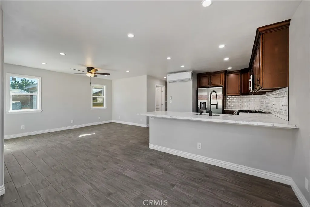 1620 E Mcmillan, Compton, California 90221 home-pic-20