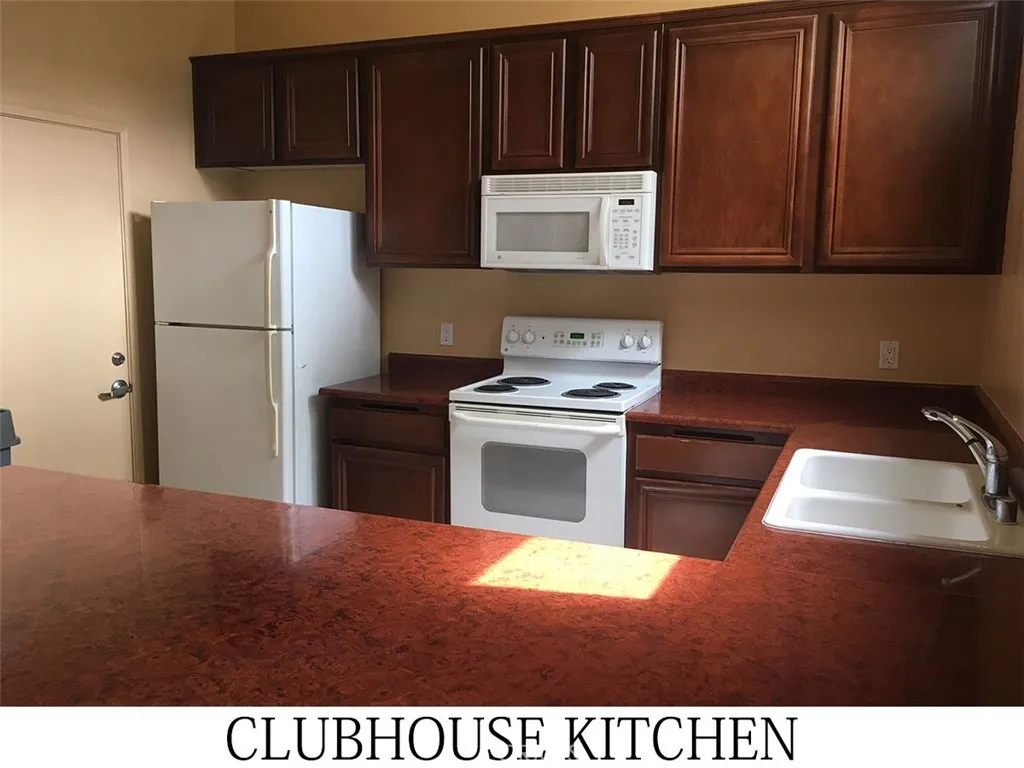 20331 Bluffside Circle A411, Huntington Beach, California 92646 home-pic-44