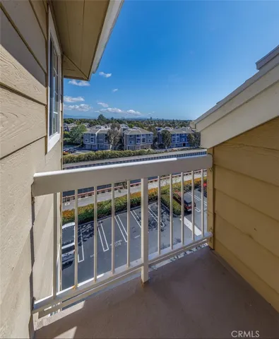 End unit balcony view.