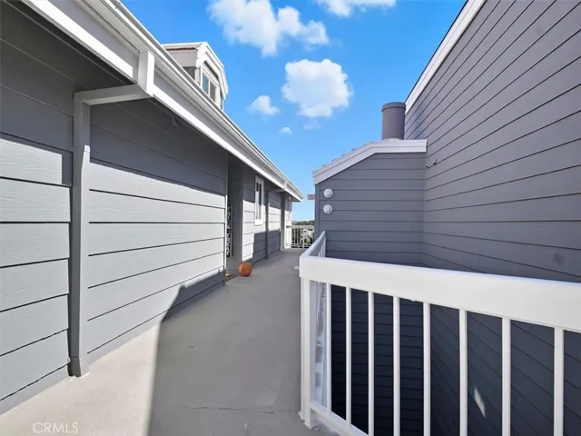 Path toward 411 End Unit.