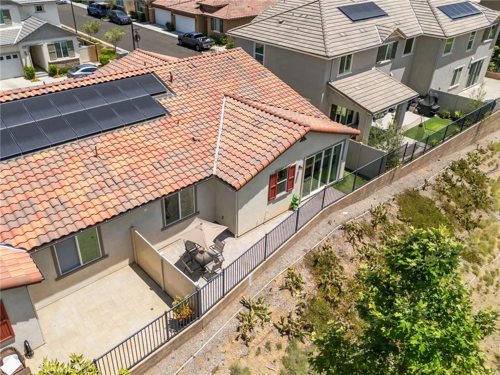 24205 Selwood Drive, Corona, California 92883 home-pic-34