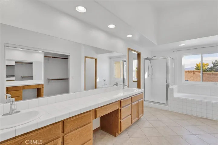 Main En suite Bathroom