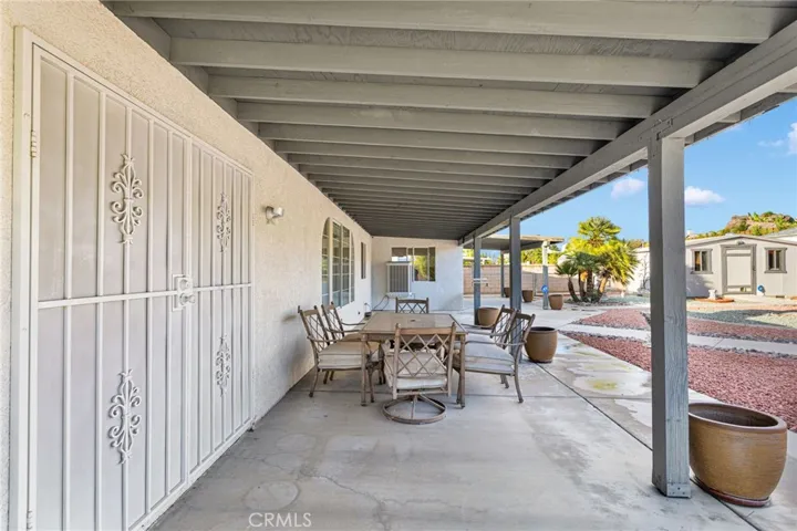 13335 Paoha, Apple Valley, California 92308
