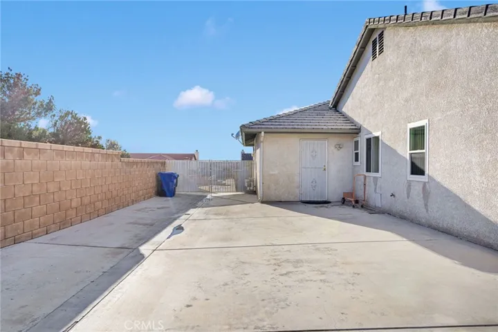 13335 Paoha, Apple Valley, California 92308