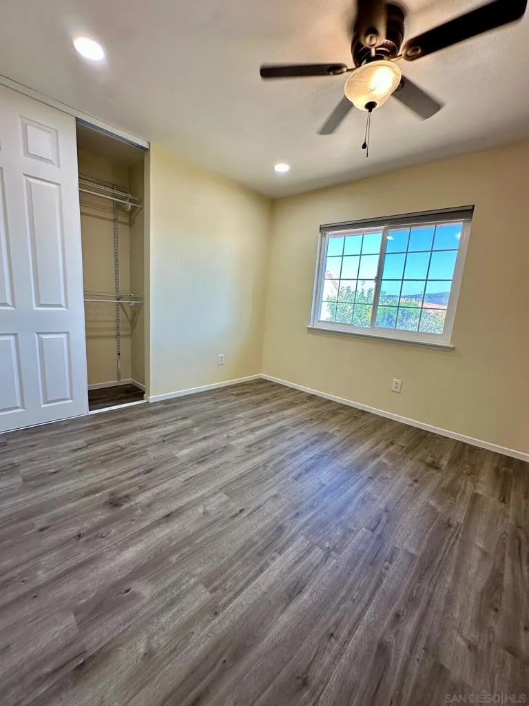 11377 Volans St, San Diego, California 92126 home-pic-12