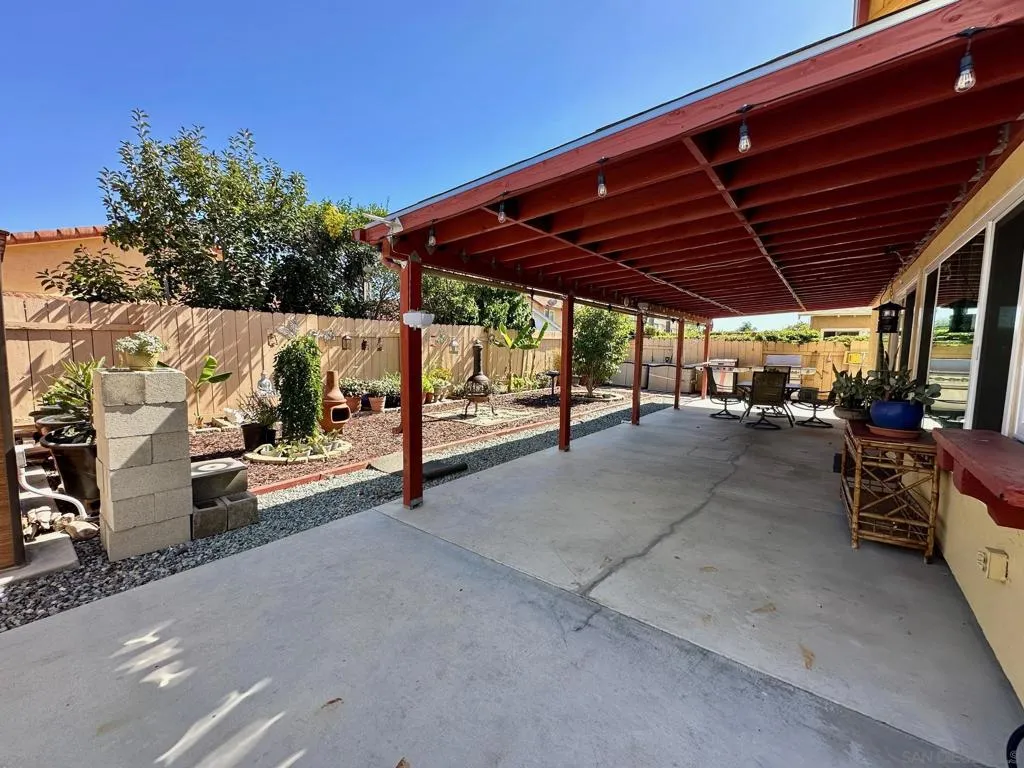 11377 Volans St, San Diego, California 92126 home-pic-16