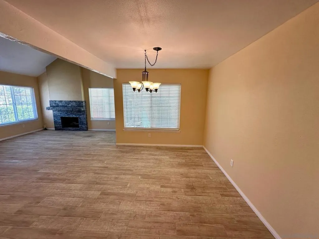 11377 Volans St, San Diego, California 92126 home-pic-3