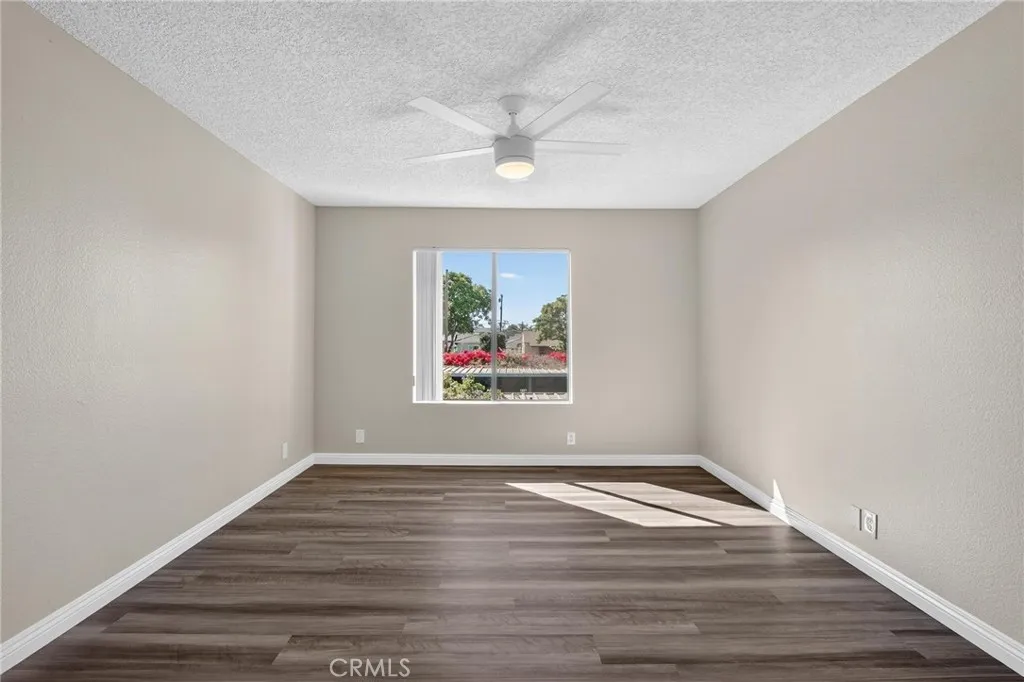 20547 S Vermont Avenue 2, Torrance, California 90502 home-pic-19
