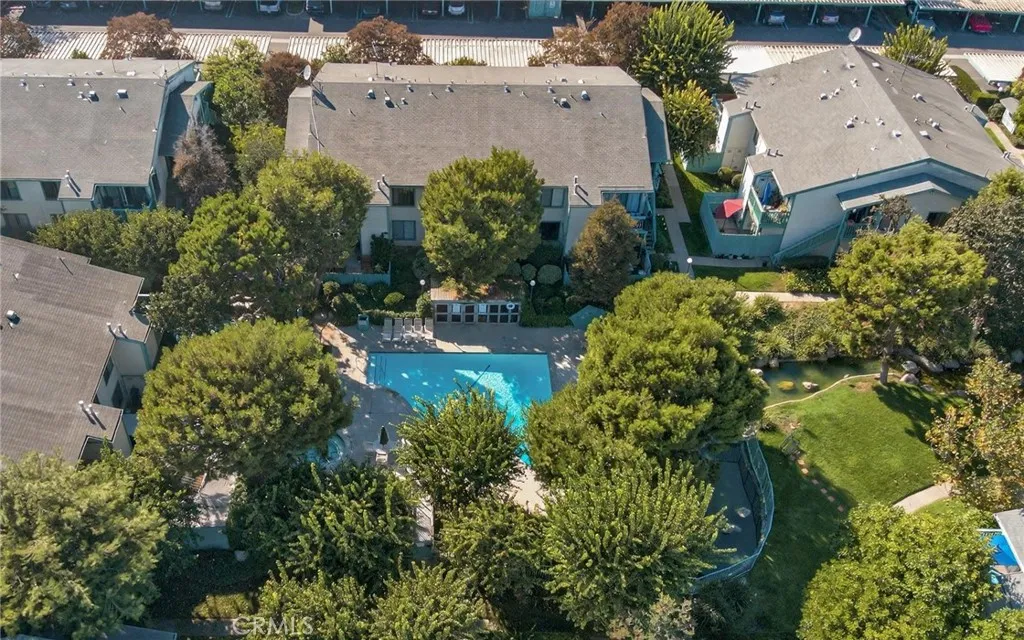 20547 S Vermont Avenue 2, Torrance, California 90502 home-pic-27