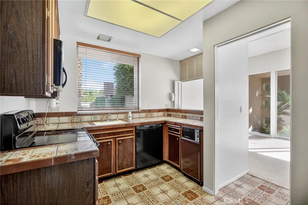 76695 Roadrunner, Indian Wells, California 92210 home-pic-9