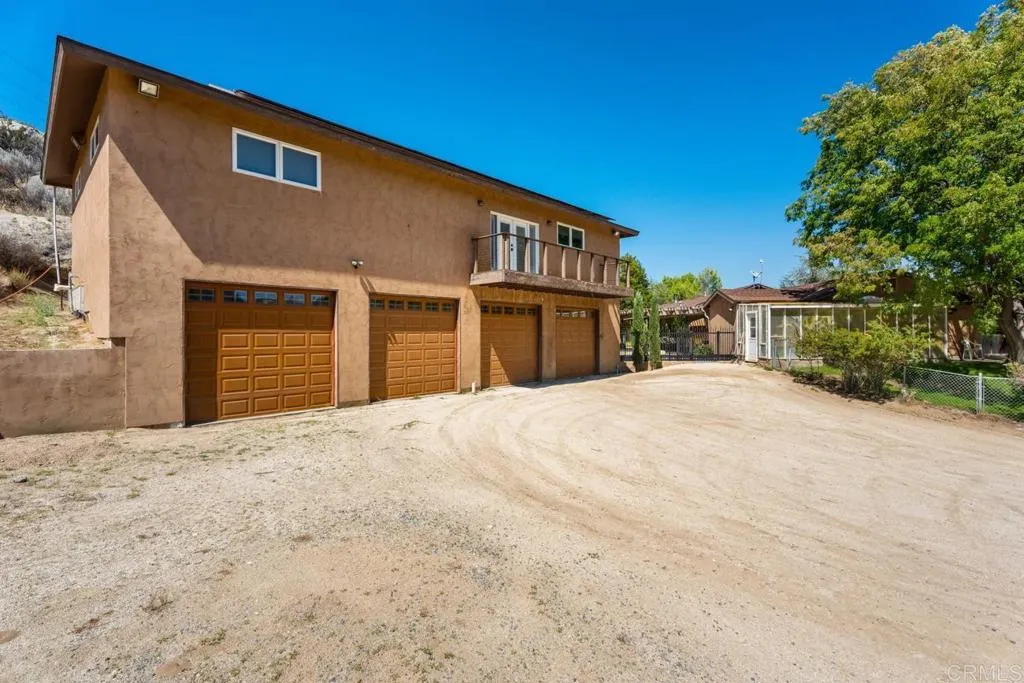 33408 Sandy Creek Lane, Pine Valley, California 91962 home-pic-16