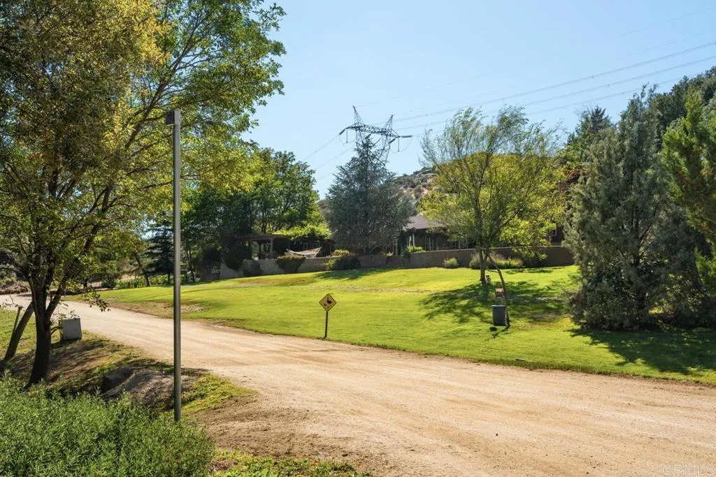 33408 Sandy Creek Lane, Pine Valley, California 91962 home-pic-19