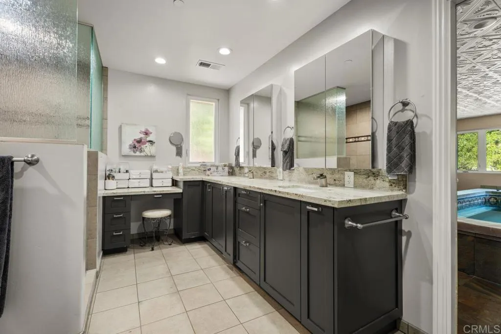 33408 Sandy Creek Lane, Pine Valley, California 91962 home-pic-8
