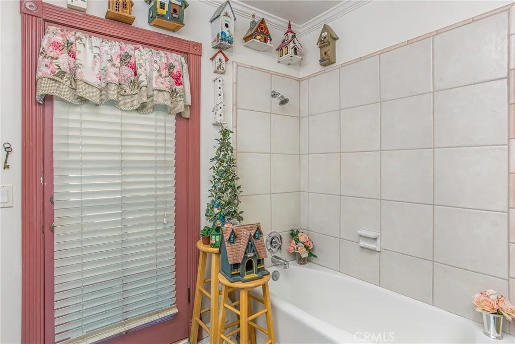 1450 Tamarisk Rd, Palm Springs, California 92262 home-pic-16