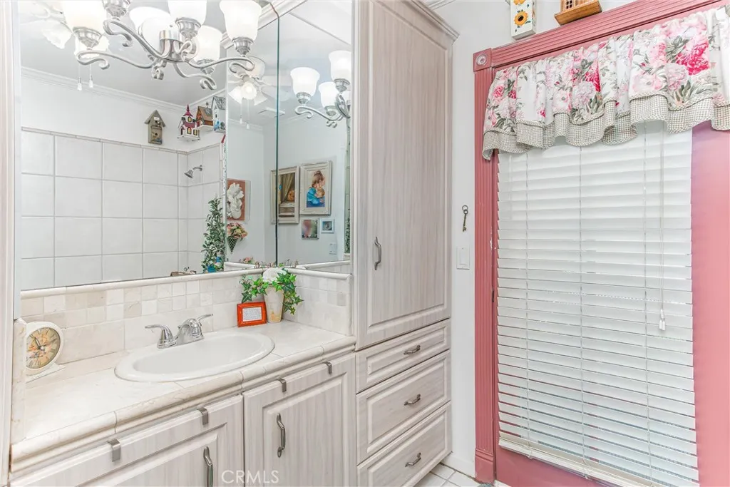 1450 Tamarisk Rd, Palm Springs, California 92262 home-pic-15