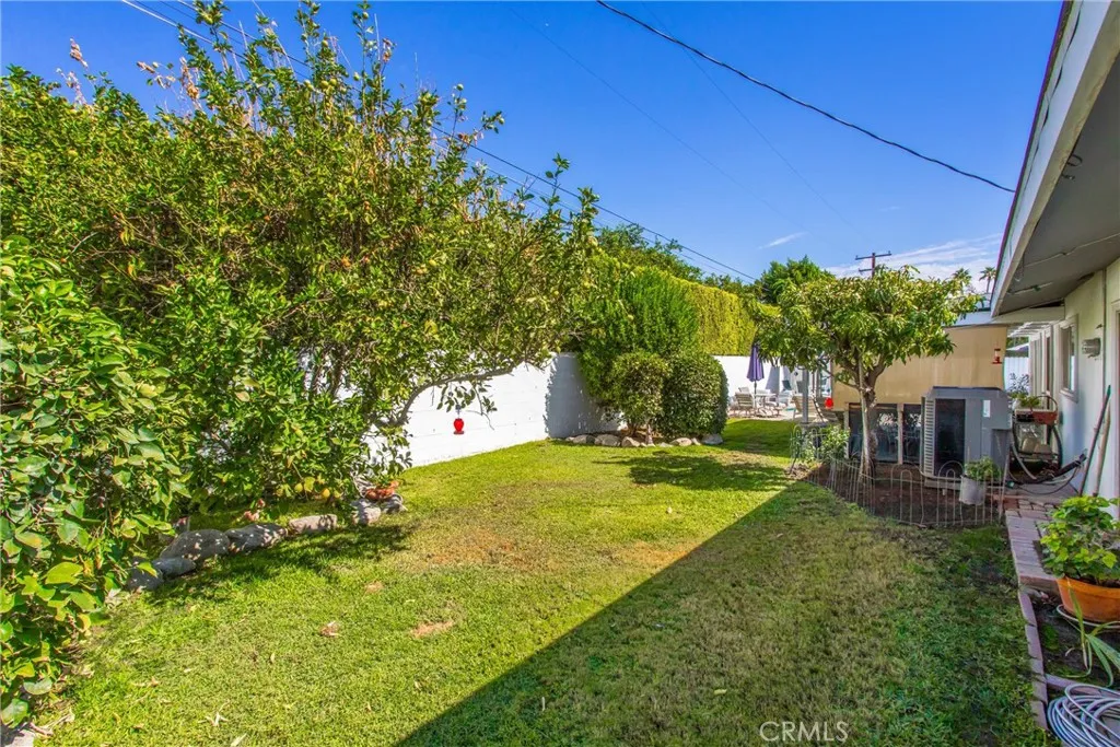 1450 Tamarisk Rd, Palm Springs, California 92262 home-pic-33