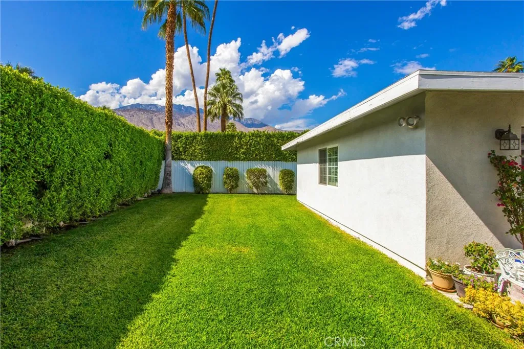 1450 Tamarisk Rd, Palm Springs, California 92262 home-pic-6
