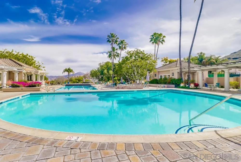 18650 Caminito Cantilena 291, San Diego, California 92128 home-pic-32