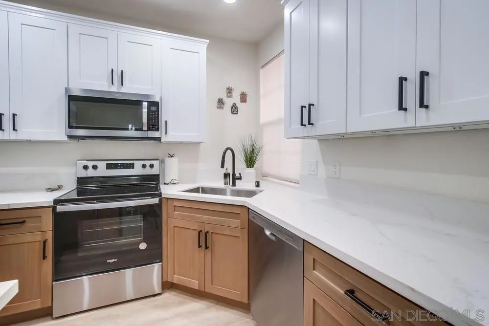 18650 Caminito Cantilena 291, San Diego, California 92128 home-pic-15