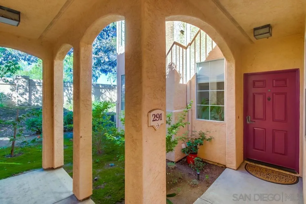 18650 Caminito Cantilena 291, San Diego, California 92128 home-pic-2