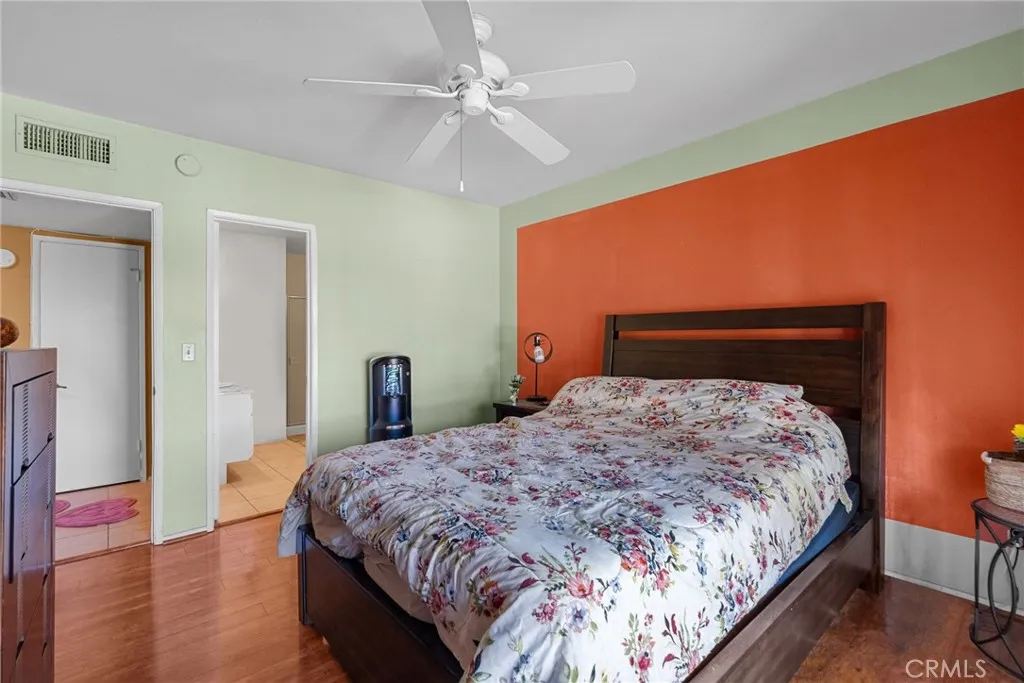 19545 Sherman Way 74, Reseda, California 91335 home-pic-16